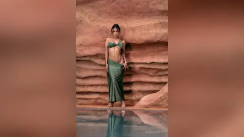 Isabella — 🕌
