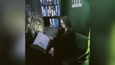 MaryFlower — Office Siren