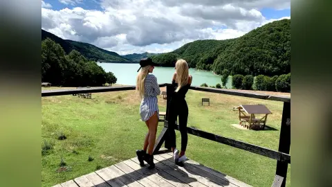 AmeliaGrandes — holidaaaaays