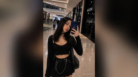HarperLevig — Your gotic gril