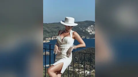 MayaDesi — La Dolce Vita