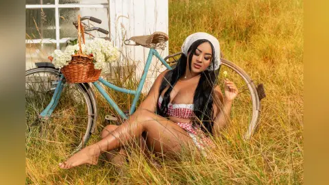 Miah — SPRING GIRL🌼
