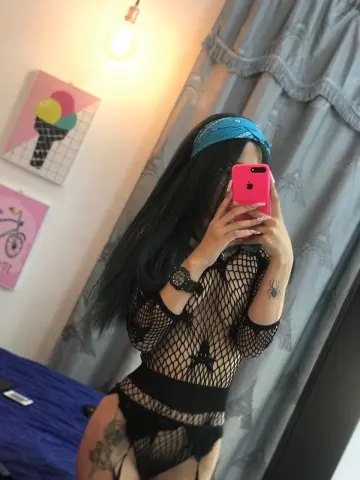 AlondraConnor — Streamate Photos