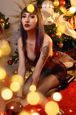 ElectraRaptis — Streamate Photos