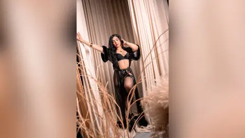 IvyStuart — Goddess made to tempt u 🖤