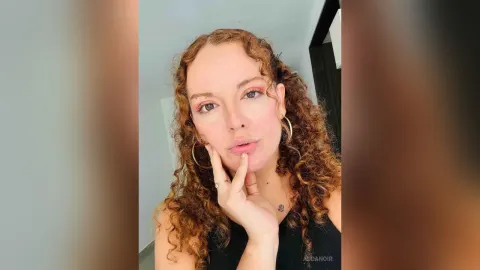 AddaNoir — Selfies 💖✨