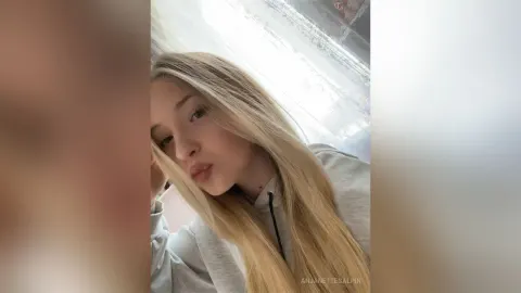 AnjanetteGalpin — Cute me