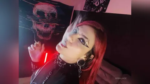 MinaJade — Praise the Queen 😈
