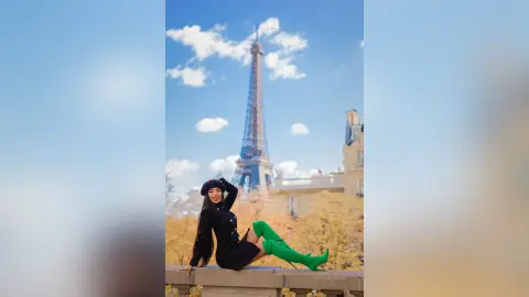 EstefaniaBrown — Paris ♥