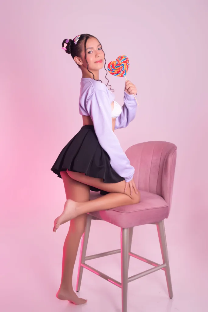 EvonieCarter — Streamate Photos