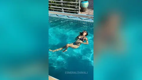 EsmeraldaMali — Underwater dance