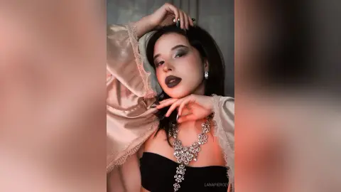 LanaPiercey — 𝒜 𝒹𝑒𝓁𝒾𝒸𝒶𝓉𝑒 𝓇𝑜𝒷𝑒💜