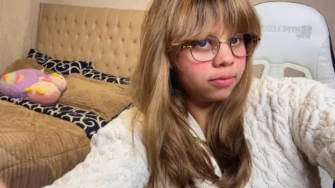 sweetdollcris — Streamate Photos