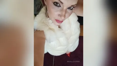 NicolleAspen — Me 😋