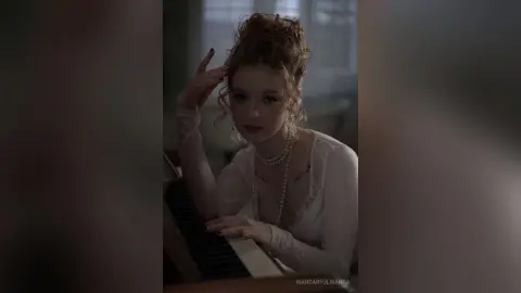 WandarfulWanda — In a stream of elegance