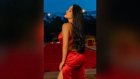 FabianaLima — Silk Red! 💋