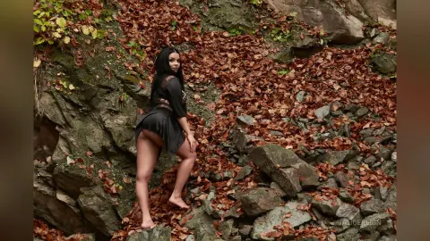 AliceReign — Caught in the Act