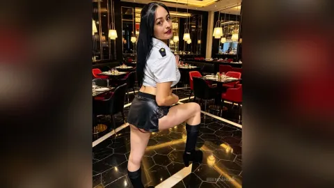 BrendaHunk — 15
