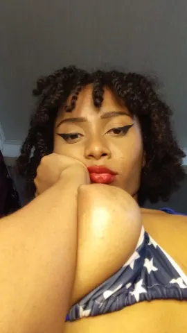 MeganWlliams — Streamate Photos