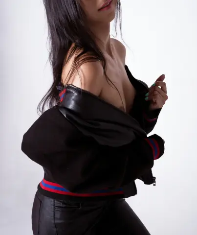 RosieGomez25 — Streamate Photos