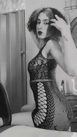 Queen_Cuarxooo — Streamate Photos