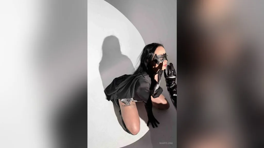 MaryLuna — live cam