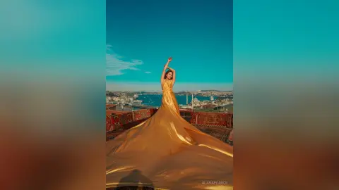 AlanaPearce — HOLIDAYS 2025