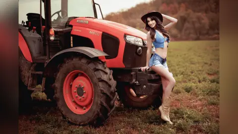 MayaLady — Autumn at The Farm