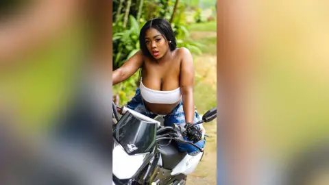 FarahLucy — Fuck u🤣😂