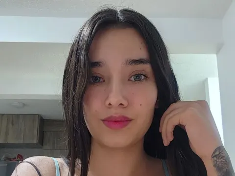 CarolinaCasas — LiveJasmin cam model