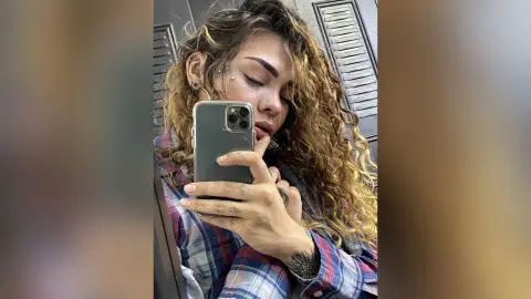 EvelynCortes — Evelyn 