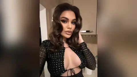TaisaHepburn — sexy thing
