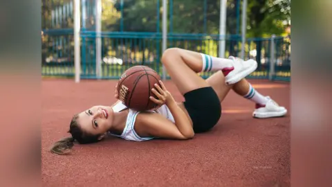 Zendaya — The lucky ball