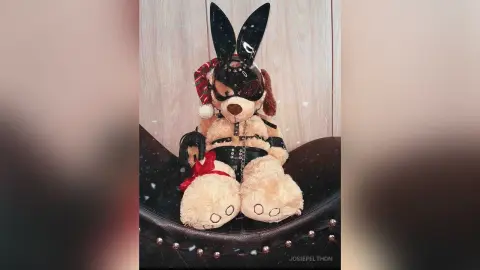JosiePelthon — Merry Christmas