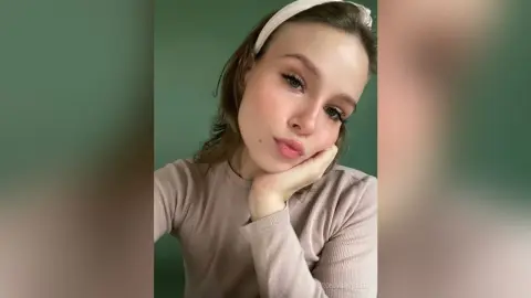 VeronaBrucker — MEOW MEOW
