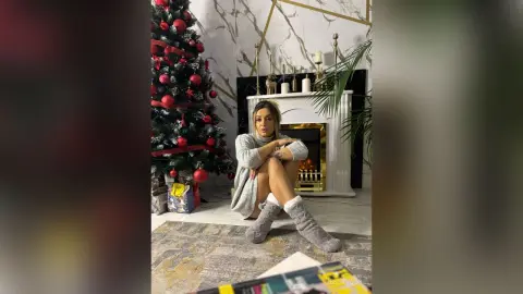 Jess — Jiggle with me 🎄