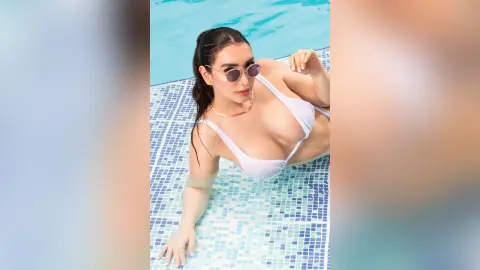 VickyBaez — Good vibes, good mood! 😎