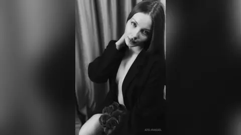 AdelinaKael — 🖤