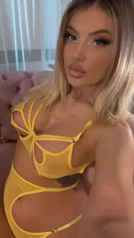LannaGracesX — Streamate Photos