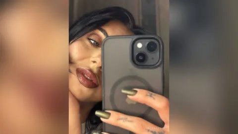 MilenaJaye — Selfies 🤳🏻💁🏻‍♀️