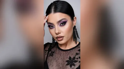 ElyseBlair — Just Me
