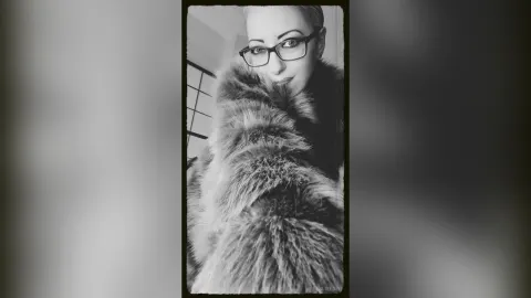 LeslieEden — .