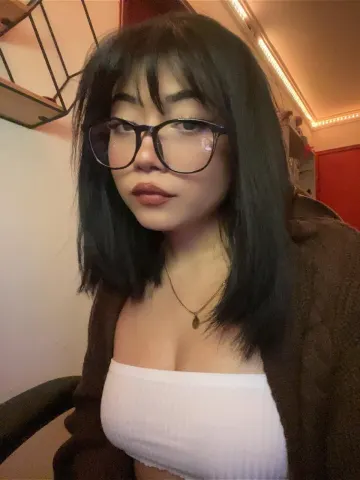 belladh — Streamate Photos