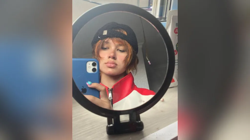 ArlenaConder — live cam