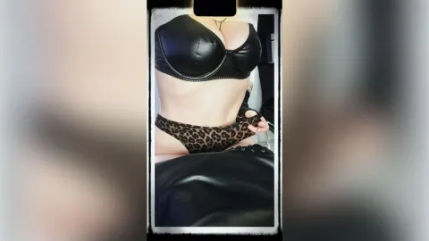 LeslieEden — .