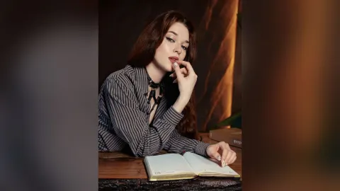 VivienneLamour — 𝑇ℎ𝑒 𝑁𝑎𝑢𝑔ℎ𝑡𝑦 𝑆𝑒𝑐𝑟𝑒𝑡𝑎𝑟𝑦