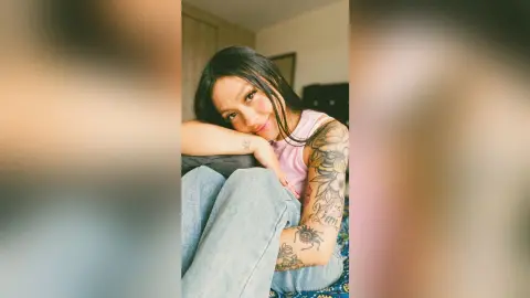 MelanieFletcher — Chill at home🦋