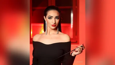 LoraEve — Divine! 