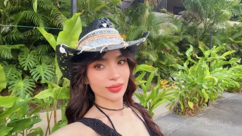 IsabelLior — 🫦🍃