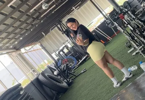 sexy_ghanima — Streamate Photos